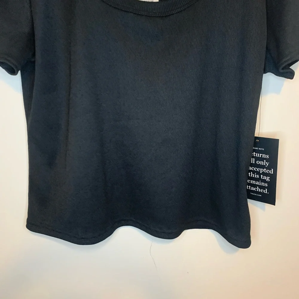 Tuckernuck Black Women’s Top Size XXXL - Picture 3 of 11